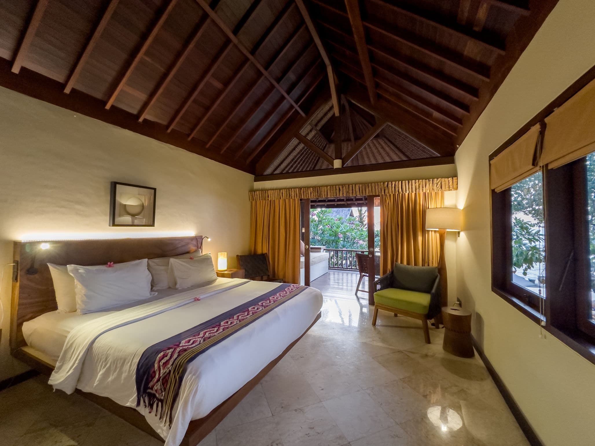 Ocean View Room at Qunci Villas – Beachfront Boutique Stay in Senggigi, Lombok